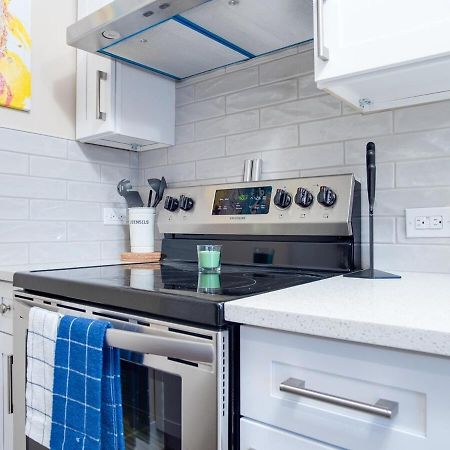 Gorgeous 2Br Condo W Parking Patio Coffee! Κάλγκαρι Εξωτερικό φωτογραφία