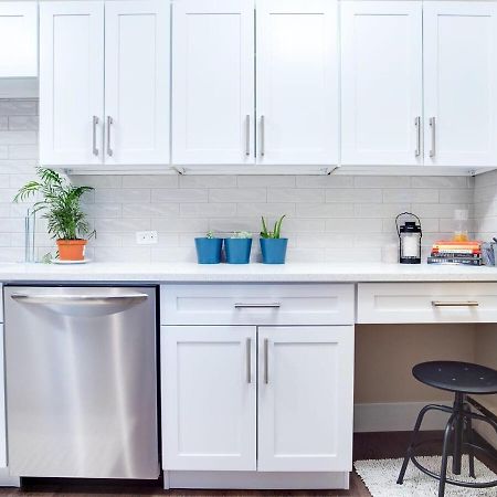 Gorgeous 2Br Condo W Parking Patio Coffee! Κάλγκαρι Εξωτερικό φωτογραφία