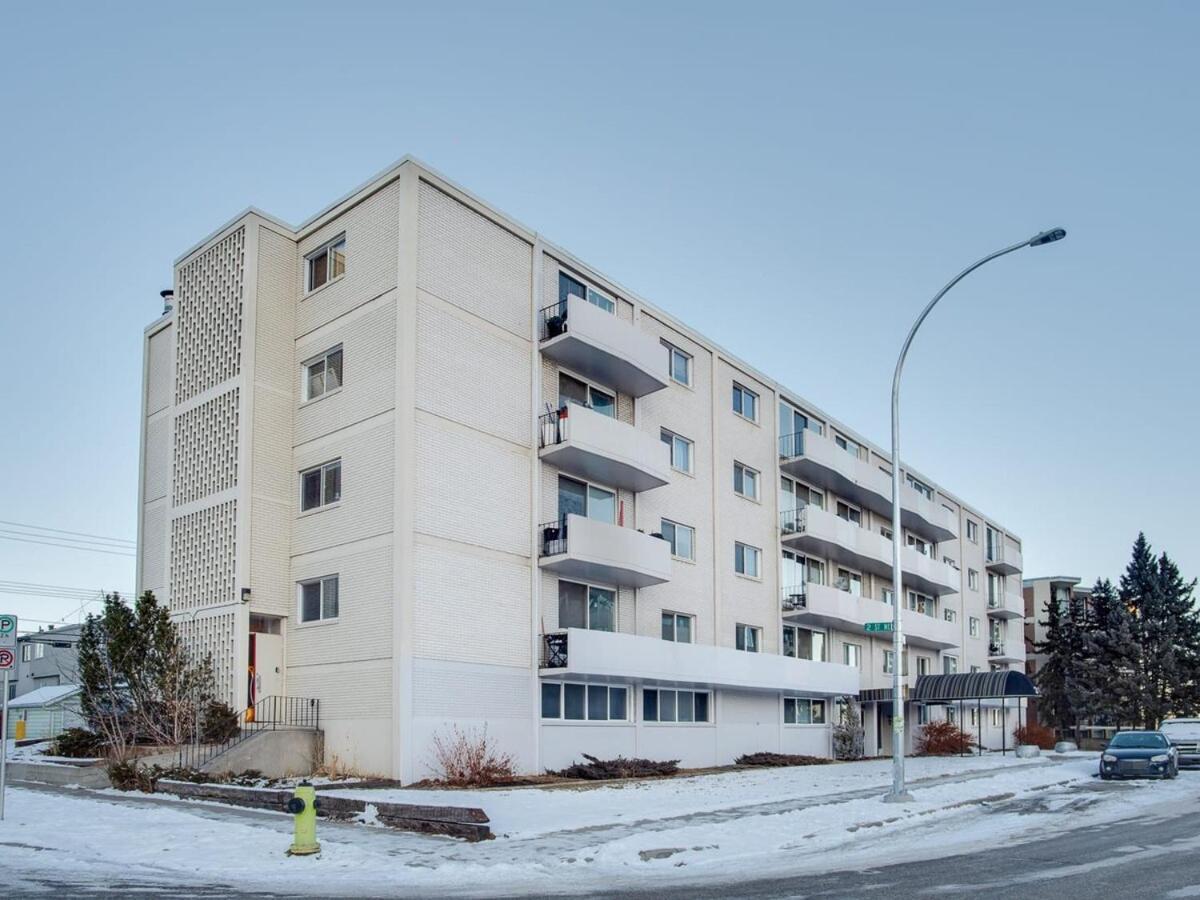 Gorgeous 2Br Condo W Parking Patio Coffee! Κάλγκαρι Εξωτερικό φωτογραφία
