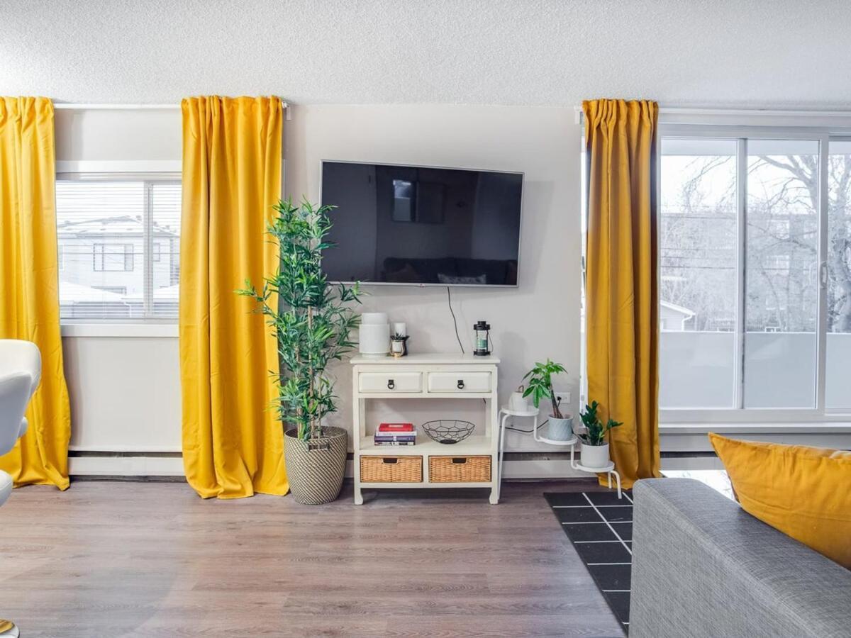 Gorgeous 2Br Condo W Parking Patio Coffee! Κάλγκαρι Εξωτερικό φωτογραφία